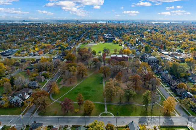 Pingree Park is within walking distance of retail and restaurant options on Kercheval Ave.