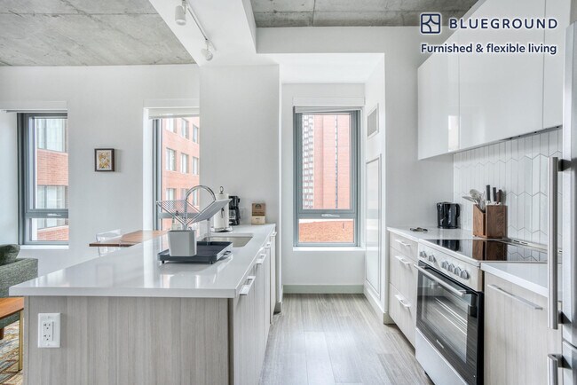 88 Ames St unit FL8-ID974, Cambridge, MA 02142 - photo 4