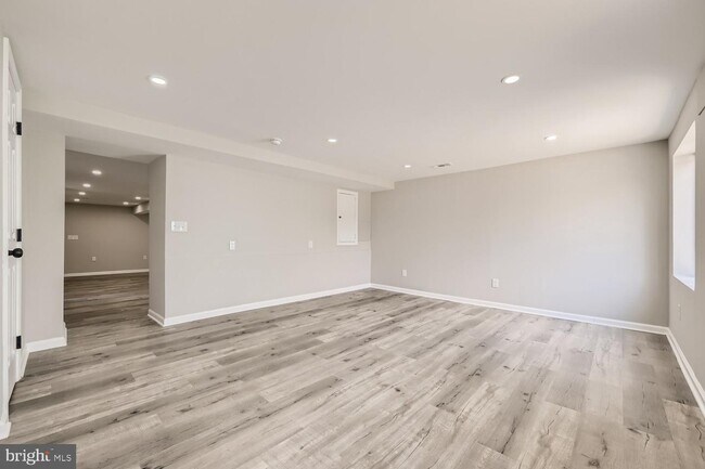 4111 Sunnyside Ave unit Basement Apartment, Baltimore, MD 21215 - photo 6