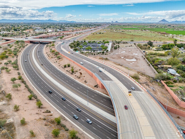 Red Mountain Freeway, providing easy access to Citrus residents to nearby communities.