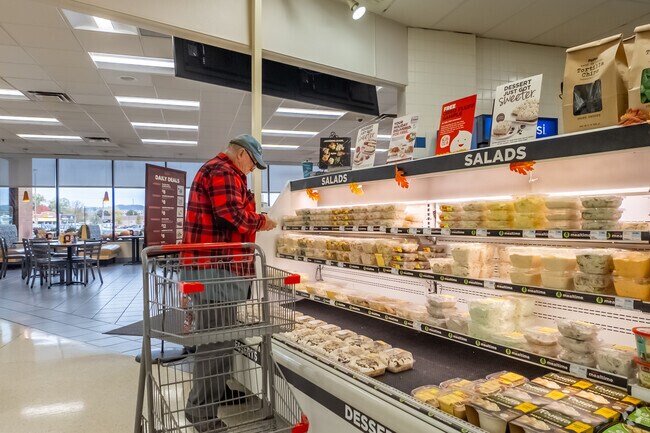 The Hy-Vee in Winona provides fresh produce and household essentials.