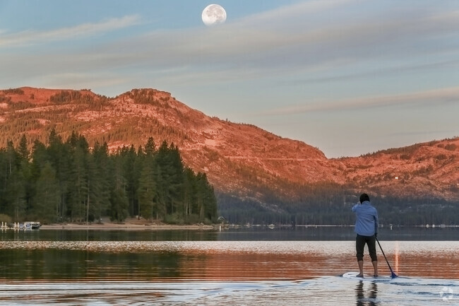 Tahoe Donner has a private HOA beach on Donner Lake for early morning paddle boarding.