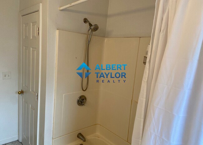 14 Wigglesworth St unit 2, Roxbury Crossing, MA 02120 - photo 2