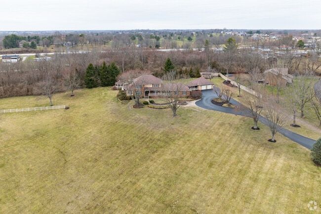 Homebuyers looking in Maysville can expect to spend around $116 per square foot.