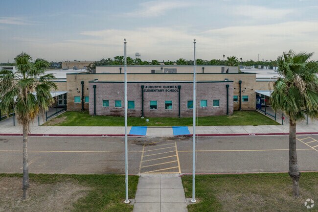 Augusto Guerra Elementary School is accepting Pre-K through 5th grade students.