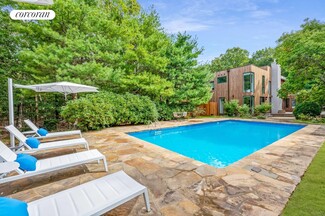 33 Hedges Banks Dr, East Hampton, NY 11937