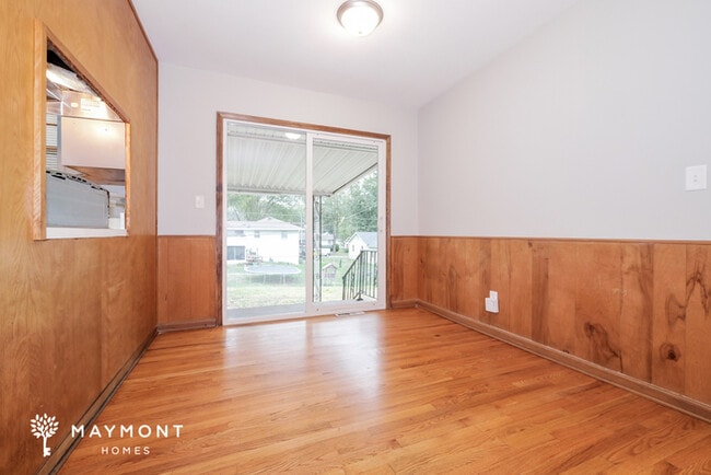 4201 S Delaware Ave, Independence, MO 64055 - photo 7