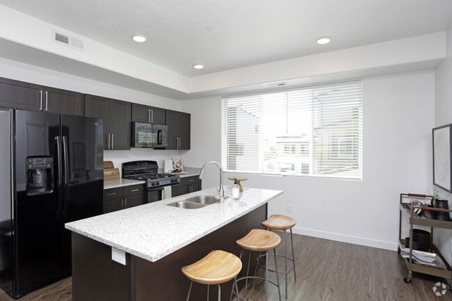 3BR, 2.5BA - Type C