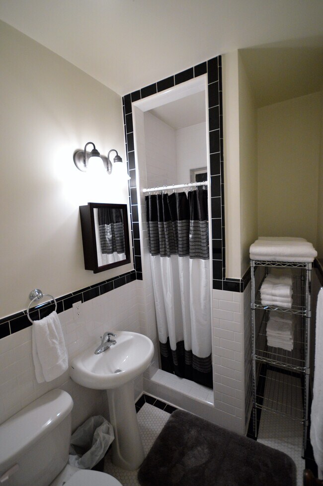 Wineman, San Luis Obispo, CA 93401 - photo 5