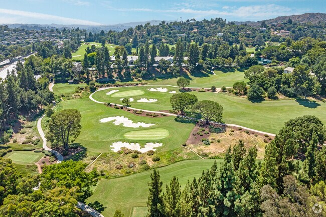 Annandale golf course in Linda Vista offers members pristine golf grounds and club house.