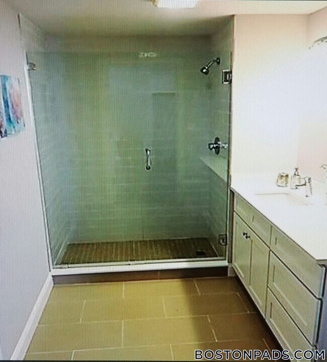 10 Merrymount Rd unit 306, Quincy, MA 02169 - photo 7