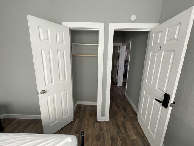 427 E Southcross Blvd, San Antonio, TX 78214 - photo 7