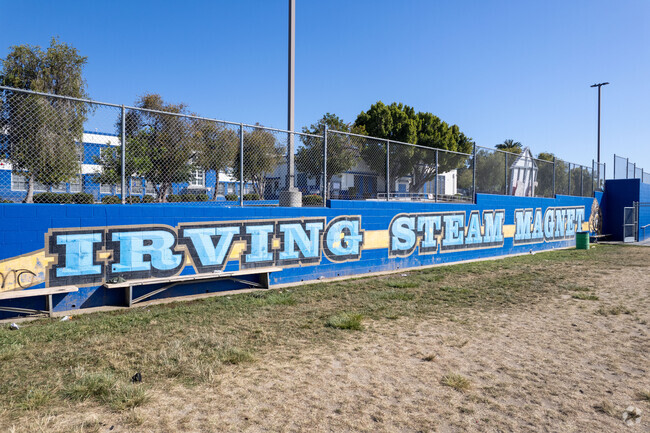 Irving STEAM Magnet School Rankings Reviews Homes Com   Irving Steam Magnet School Los Angeles Ca 4 