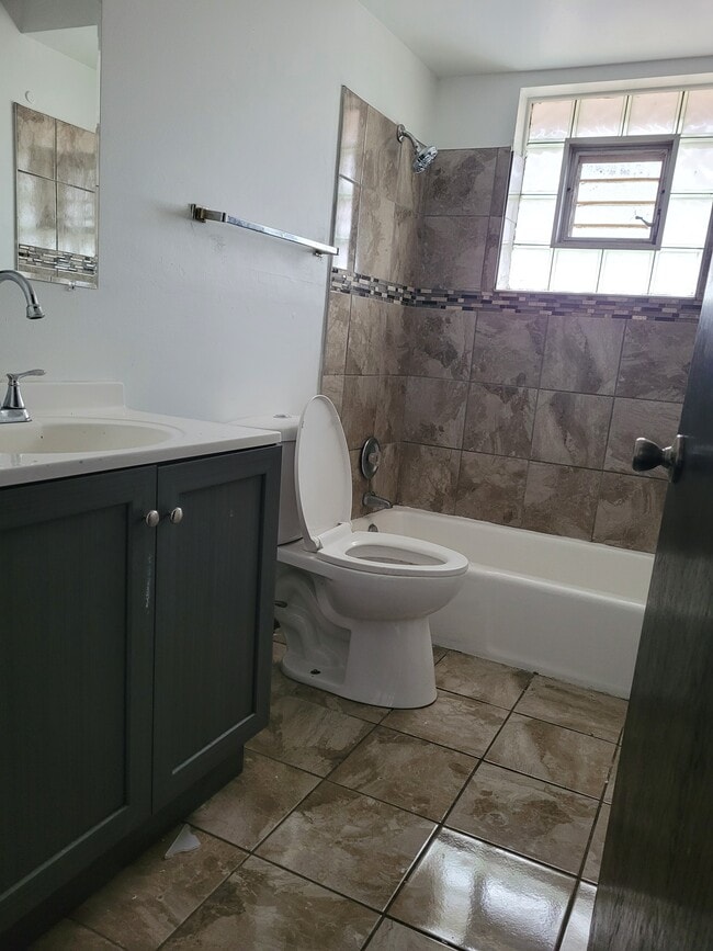 1920 State St unit 2E, Calumet City, IL 60409 - photo 7