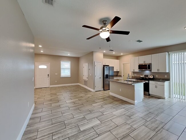 1957 Michigan Dr, Kissimmee, FL 34759 - photo 2