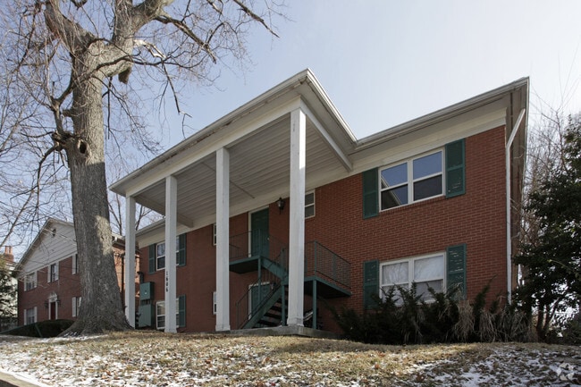 1606 Lucia Avenue - Modern Living in the Heart of the Highlands!, Louisville, KY 40204 - photo 2