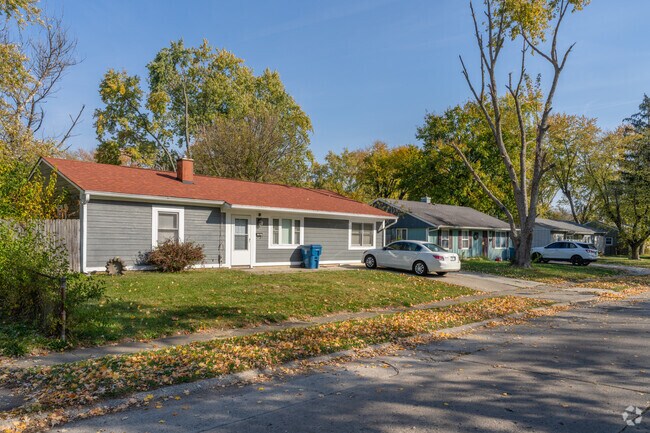 Families in Far Eastside can expect to find many ranch homes with driveways and garages.