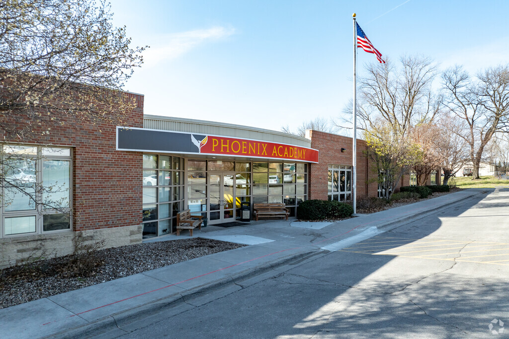 Phoenix Academy serves kids grades K-8.