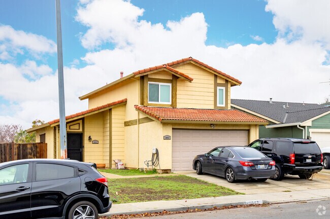 Spanish-style homes are plentiful in Heritage.