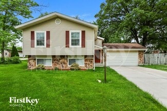 855 Windemere Ave, Des Peres, MO 63131