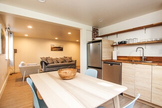 5115 N Concord Ave Unit B, Portland, OR 97217