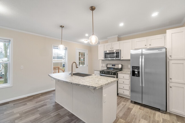 21 Arbor St, St. Cloud, MN 56301 - photo 3