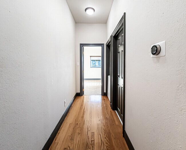 882 Wood St unit 2, Oakland, CA 94607 - photo 5