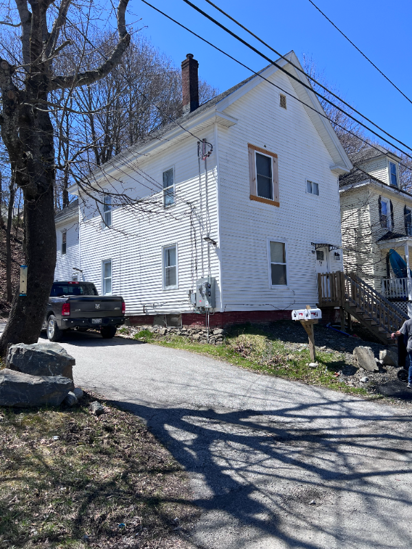 58 Walter St, Bangor, ME 04401