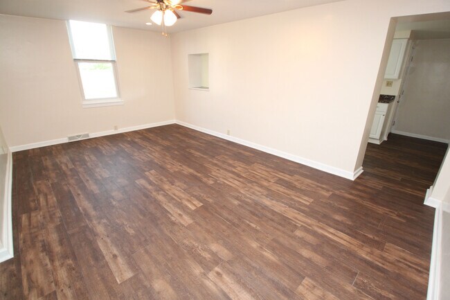 3916 Coleman St unit 3916 COLEMAN ST 3, Pittsburgh, PA 15207 - photo 5