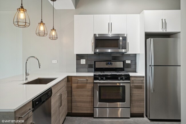 1255 N Milwaukee Ave unit 608, Chicago, IL 60622 - photo 7