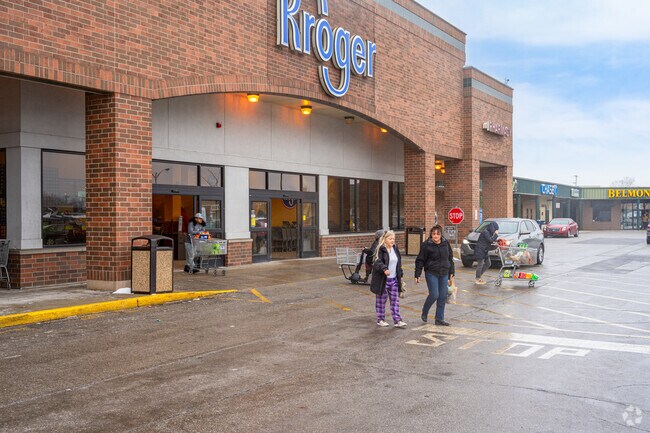 Southgate Plaza is home to Kroger, Williams Park's closest grocery store.