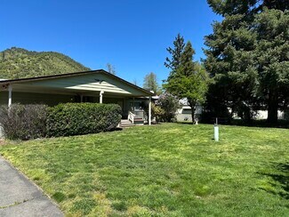 3000 Rogue River Hwy, Gold Hill, OR 97525