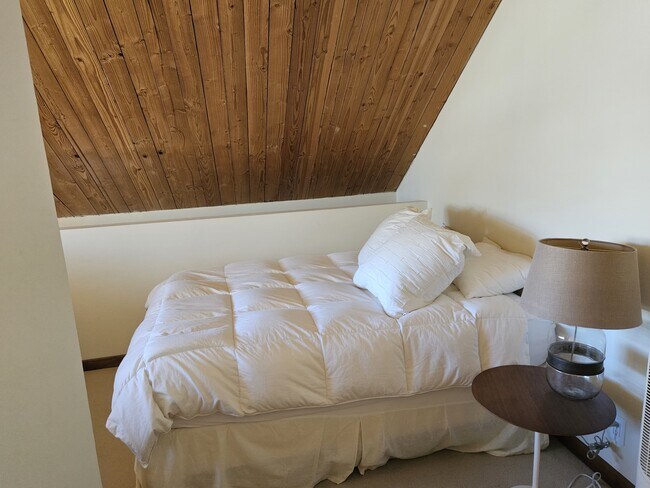 477 Ala Wai Blvd unit 80, South Lake Tahoe, CA 96150 - photo 7