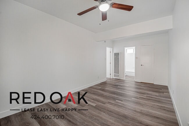 4037 Mclaughlin Ave unit 8, Los Angeles, CA 90066 - photo 2