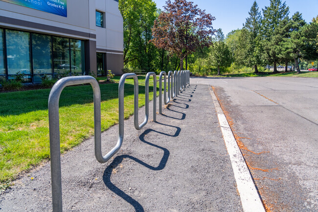 Arco Iris Spanish Immersion School has bike racks for students to use in Beaverton.