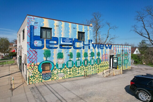 Residents enjoy Beechview's culture, home prices, nightlife, and school system.