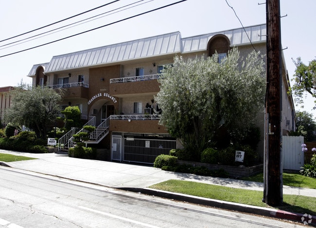 Chandler Regency, Valley Village, CA 91607 - photo 2
