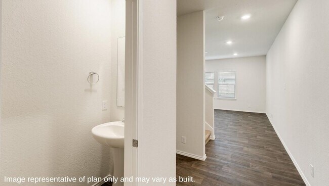 5828 Bailey Downs, San Antonio, TX 78245 - photo 4