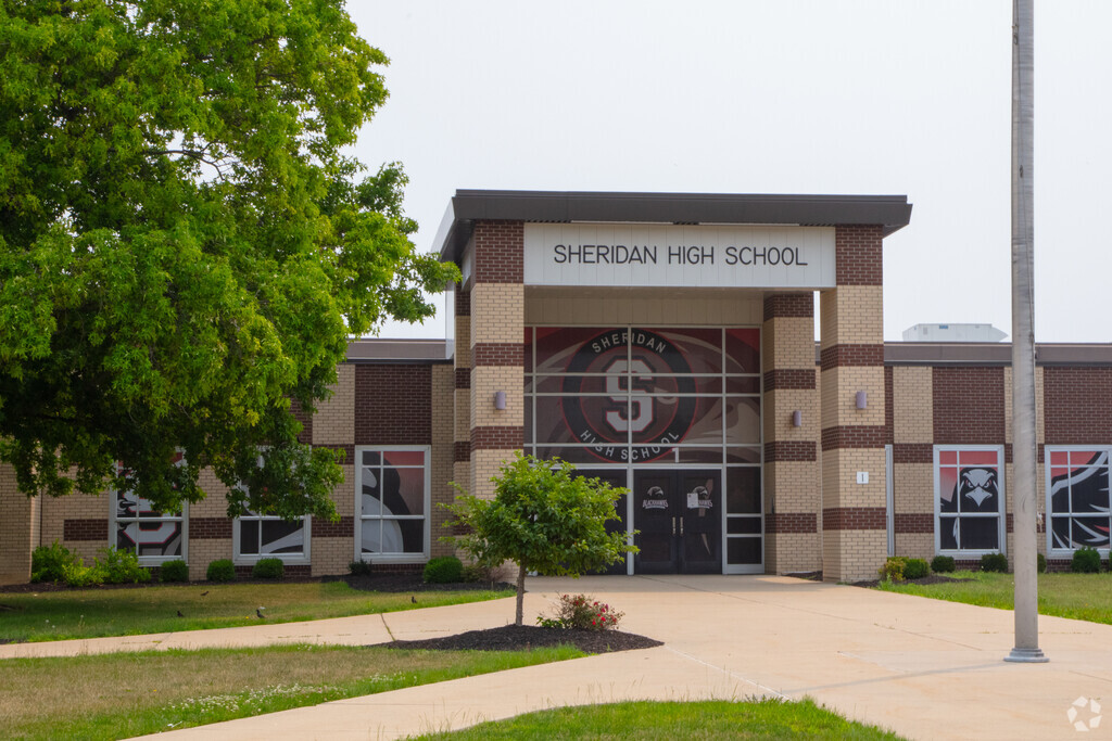 Sheridan High School front entrance in Sheridan.