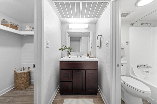 Crosstown Phoenix, Phoenix, AZ 85015 - photo 5