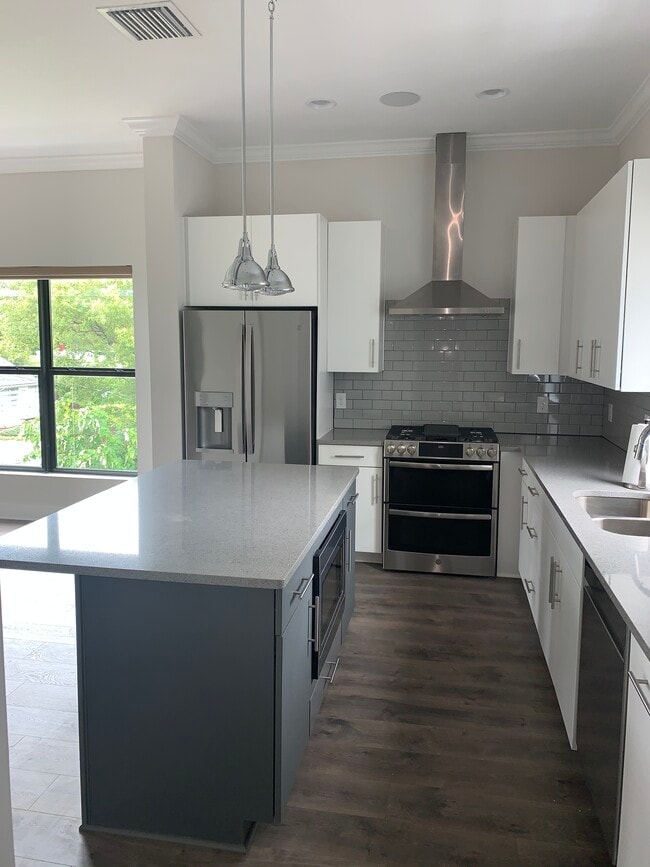 Kitchen 2
