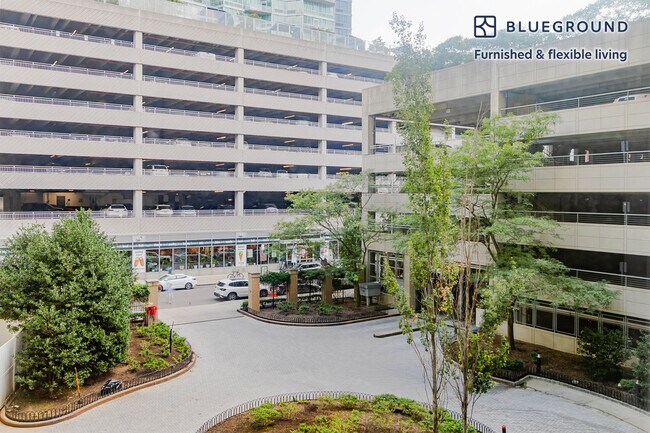 4-75-75 48th Ave unit FL3-ID1844, Queens, NY 11109 - photo 6