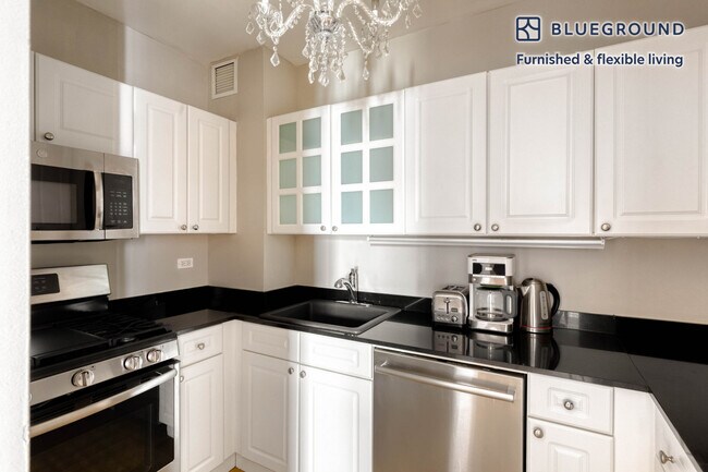 1 West St unit FL19-ID443, New York, NY 10004 - photo 5