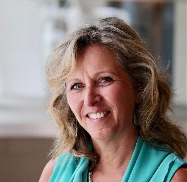 Marie Michaud-Strout