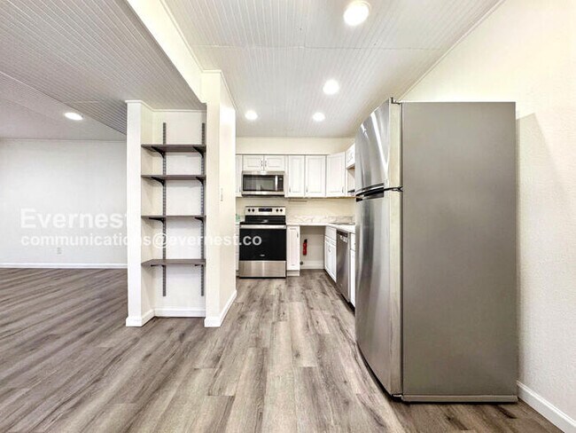 5300 E Cherry Creek South Dr unit 1403, Denver, CO 80246 - photo 4