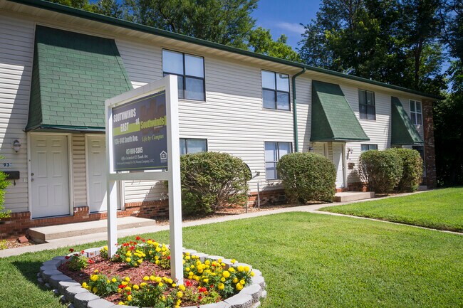 Southwinds East Townhomes - Exterior
