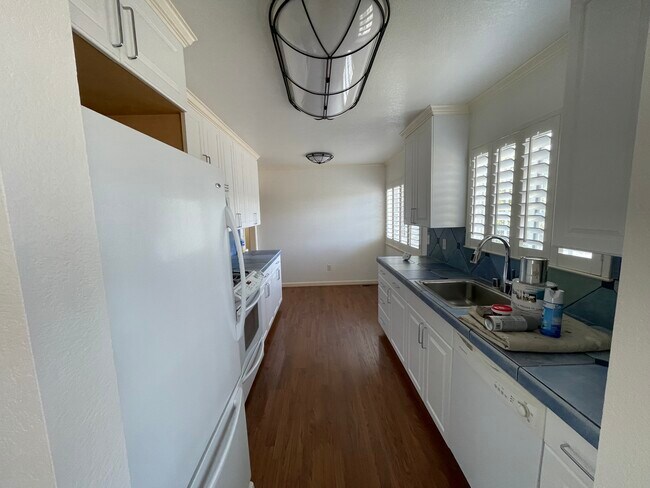 108 Powell Ave unit B, Healdsburg, CA 95448 - photo 7