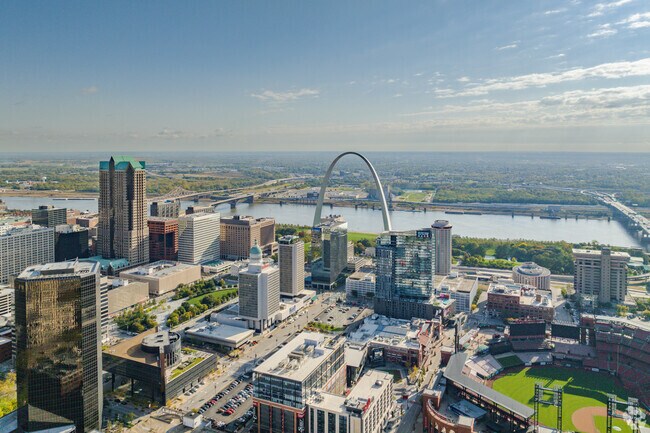 Pasadena Hills is only a few miles from the scenic skyline of downtown St Louis.