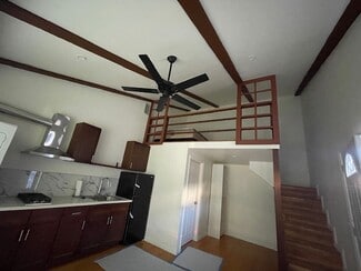 17014 Calahan St, Northridge, CA 91325