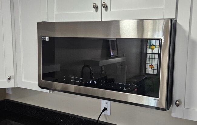 4633 Kernwood Ave unit Basement, Baltimore, MD 21212 - photo 7